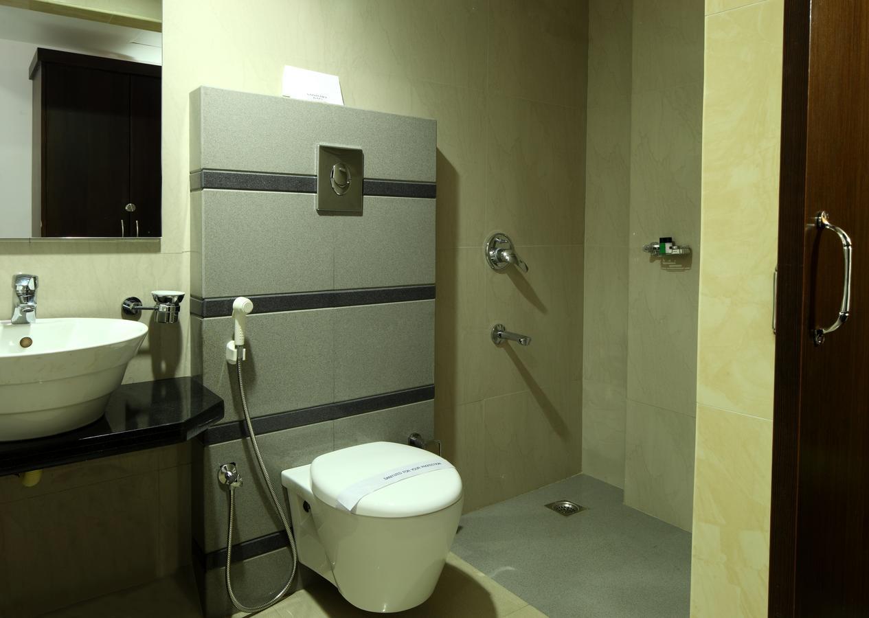 Hotel Green Dreams Kochi Extérieur photo