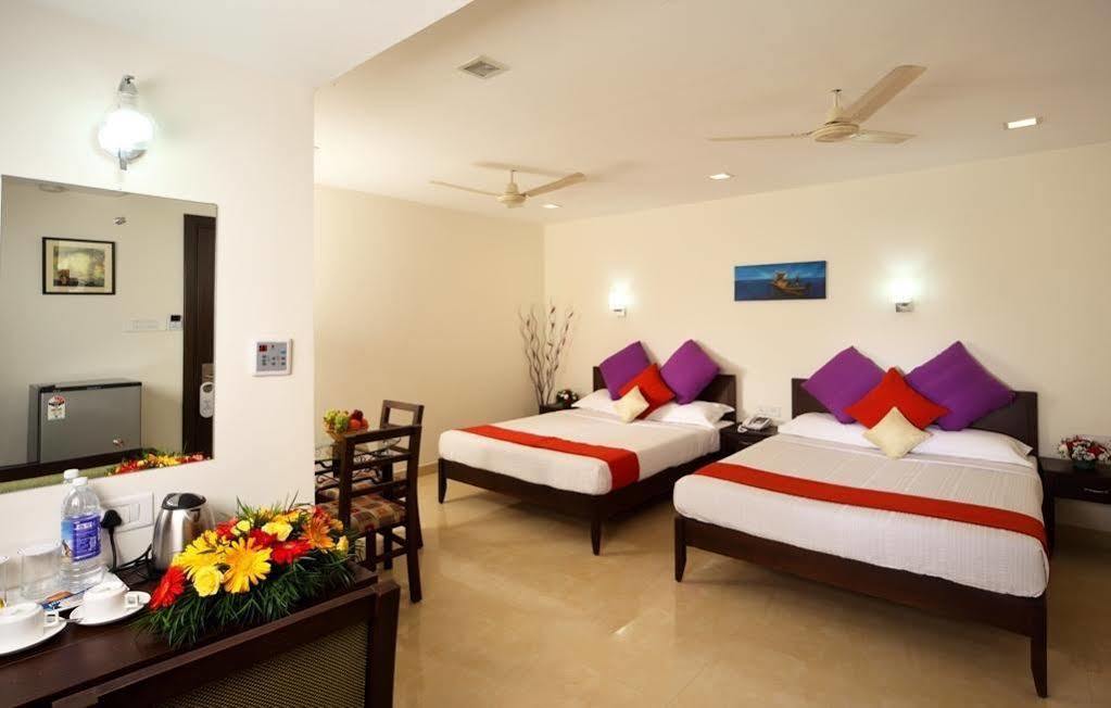 Hotel Green Dreams Kochi Extérieur photo