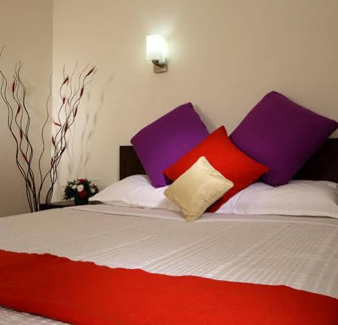 Hotel Green Dreams Kochi Extérieur photo