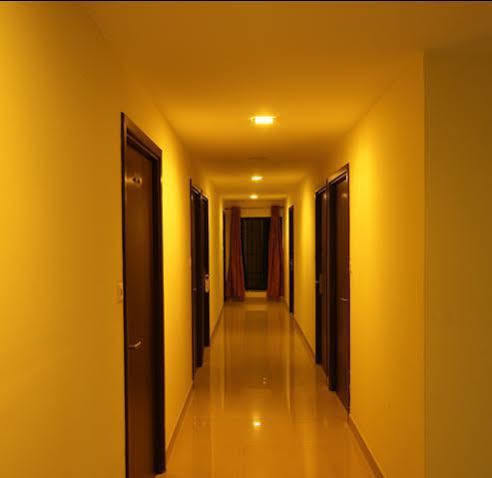 Hotel Green Dreams Kochi Extérieur photo